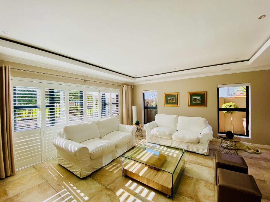3 Bedroom Property for Sale in Country Club Western Cape